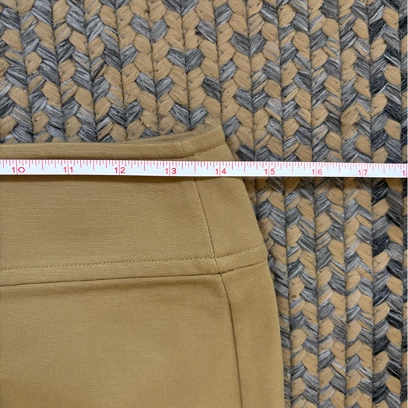 Lacoste‎ Stretch Pencil Skirt, size 36 (women’s 5.5) - Picture 4 of 7
